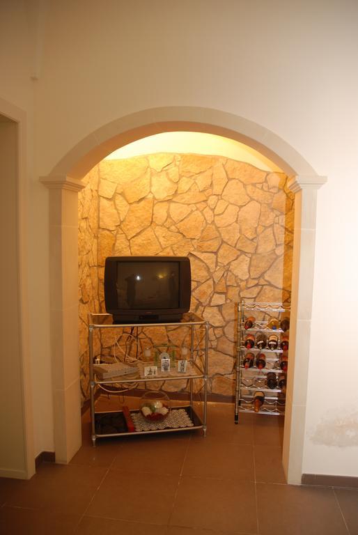 Casa Meravigli คูโตรฟิอาโน ภายนอก รูปภาพ